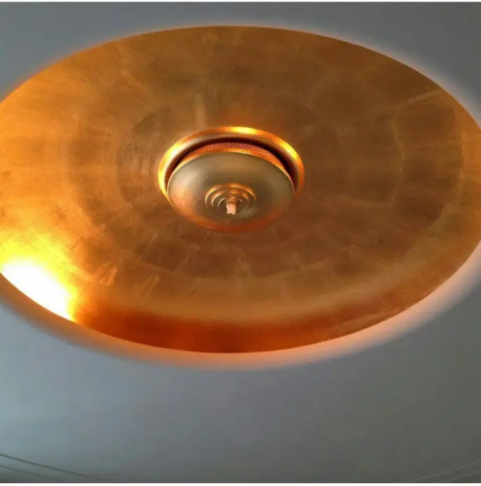 Copper Leafing Ceiling Design – Elegant Luxury Finish This ceiling features a stunning copper leafing finish, radiating a warm metallic glow that creates a perfect balance of luxury and sophistication. The rich copper tones add depth, elegance, and an antique charm, making it an ideal choice for luxury homes, villas, hotels, restaurants, temples, and banquets. At Galaxy Gold Leafing Studio (GGLS), we specialize in premium copper gilding services that highlight interiors with a unique and timeless appeal. Our artisans deliver flawless finishes for walls, ceilings, domes, and furniture, serving Mumbai, Thane & pan India with precision and excellence.